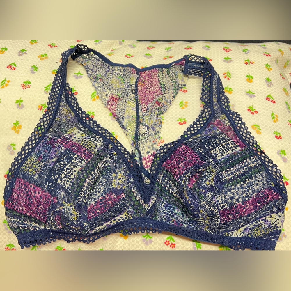 Victoria’s Secret Womens bralette